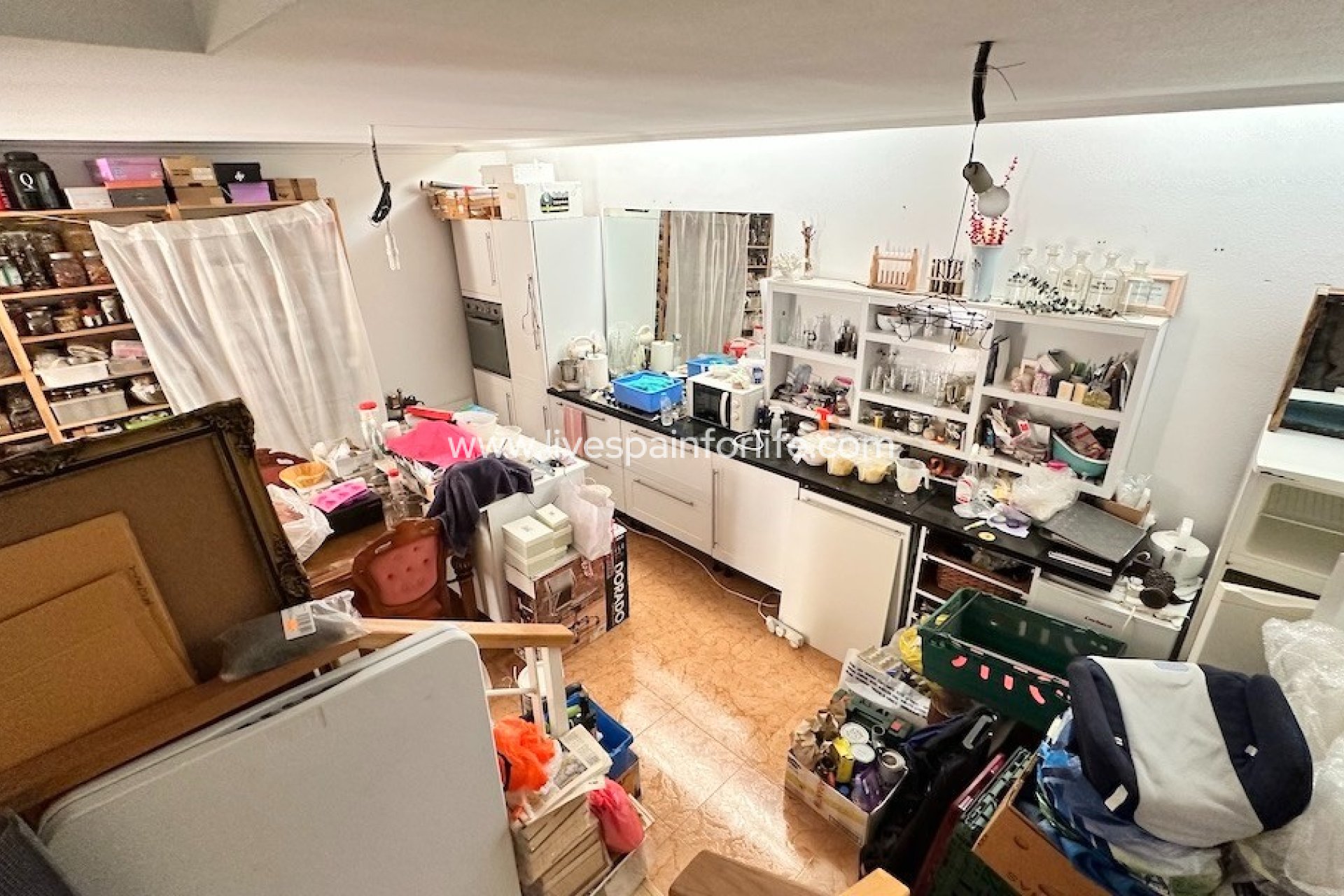  - 2. Town house -
