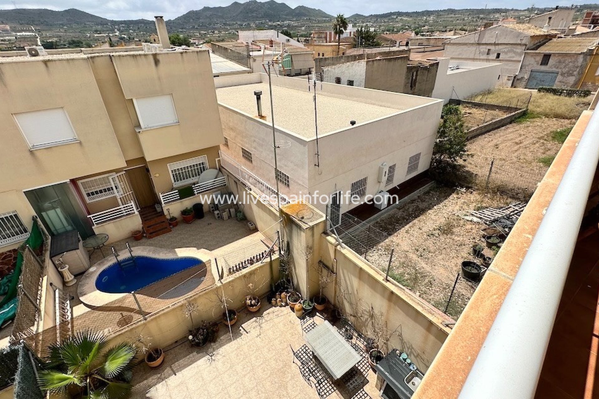  - 2. Town house -
