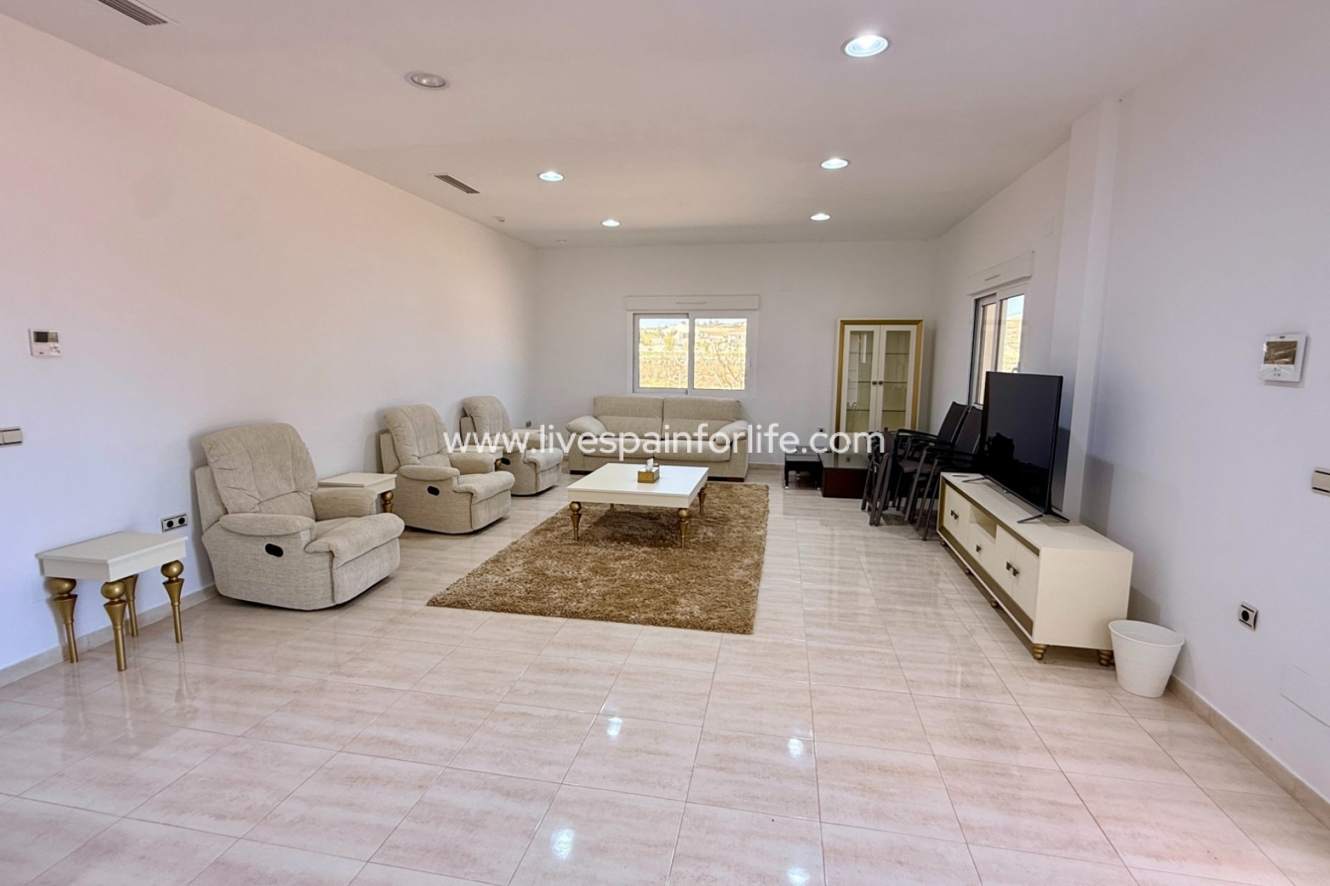  - 5. Finca / Country Property -
