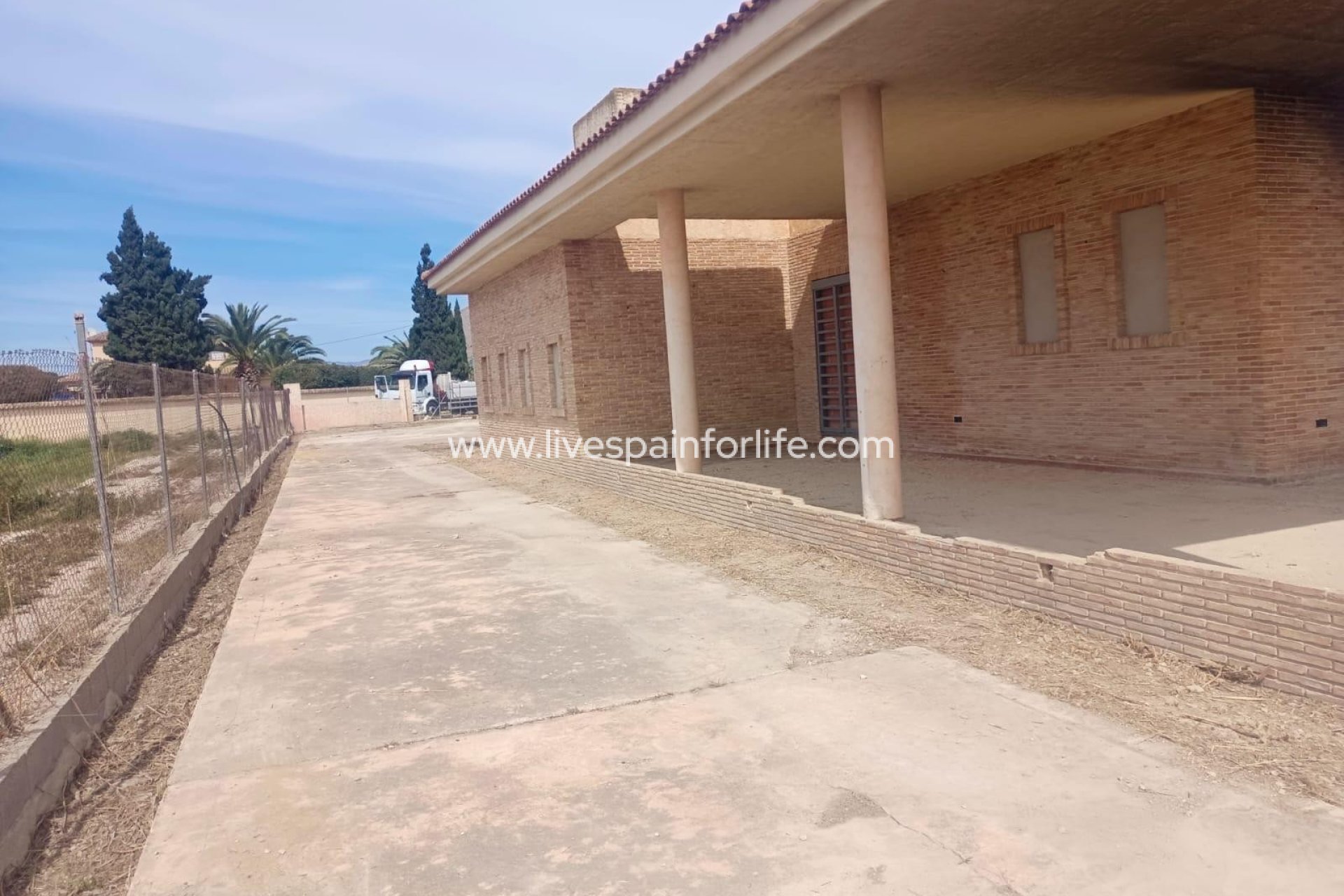  - 5. Finca / Country Property -
