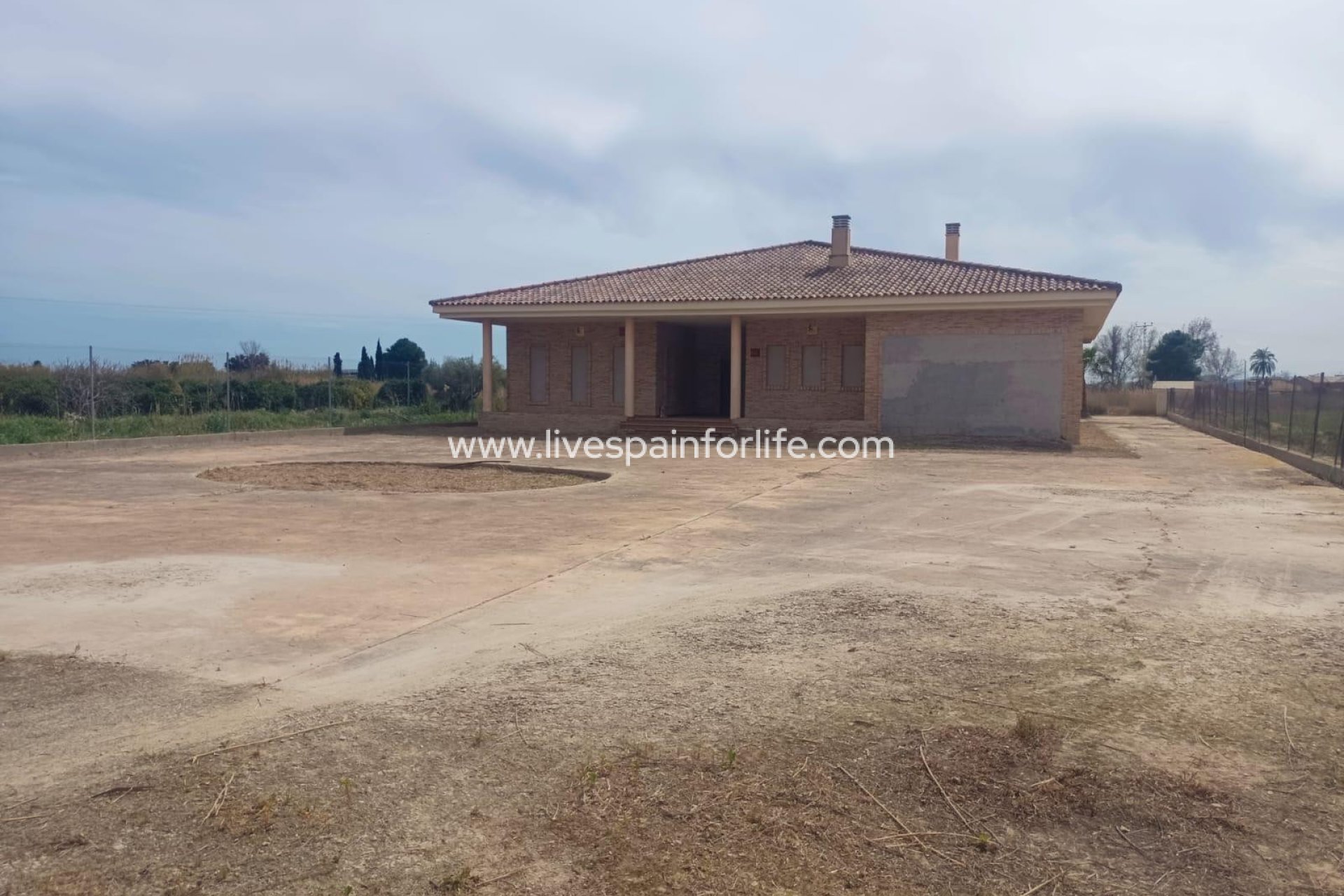  - 5. Finca / Country Property -
