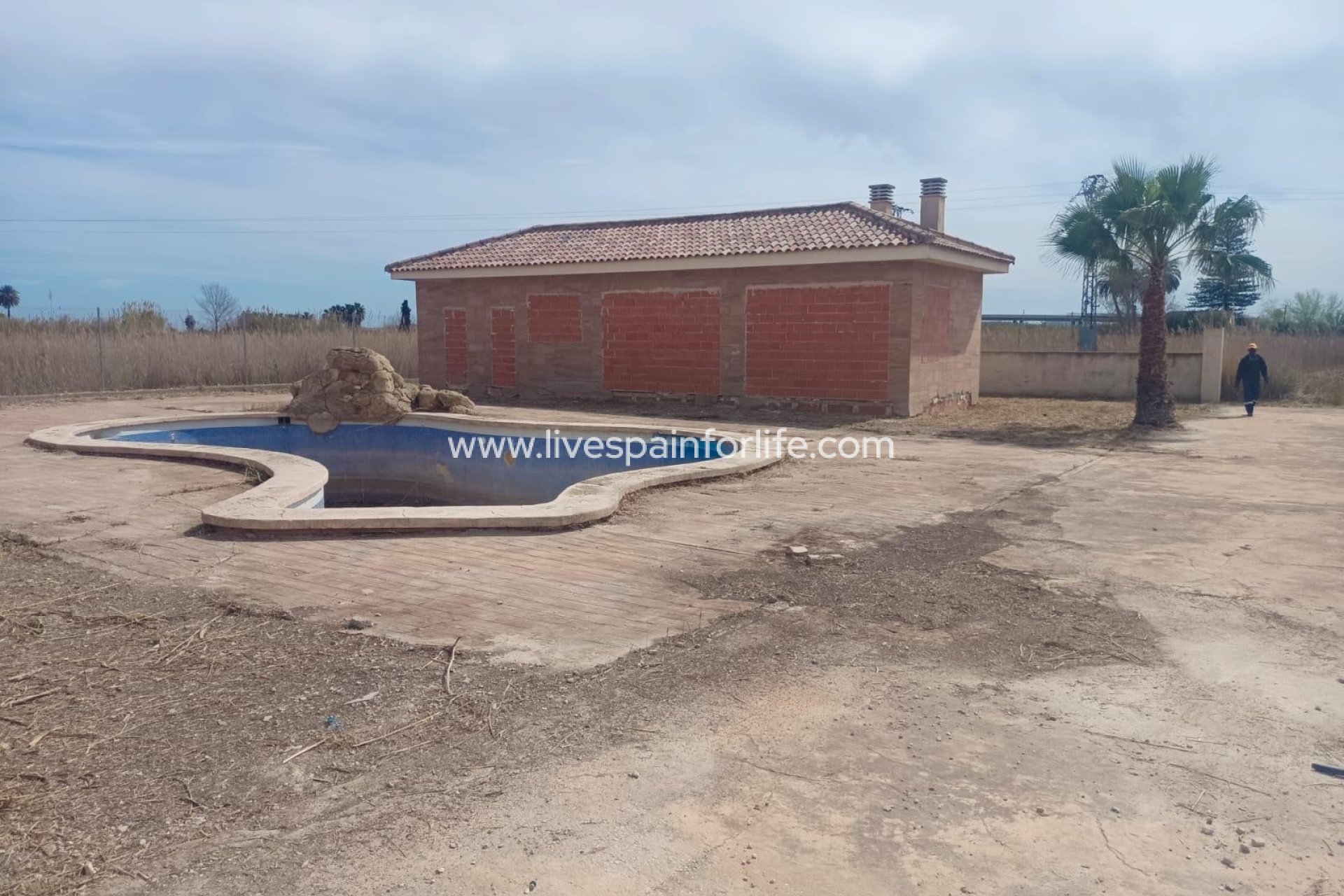  - 5. Finca / Country Property -
