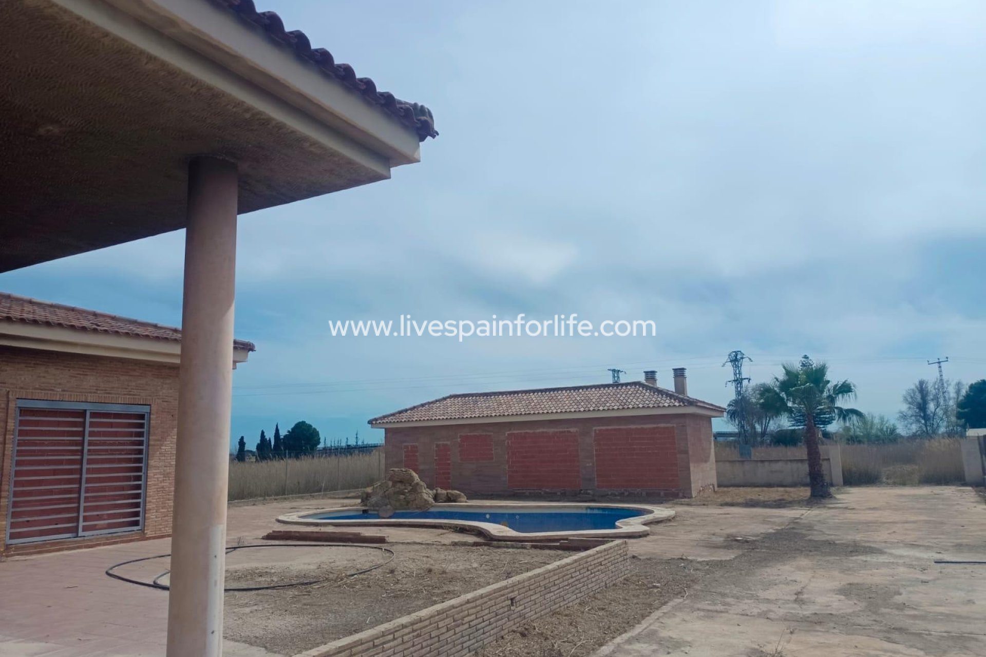  - 5. Finca / Country Property -
