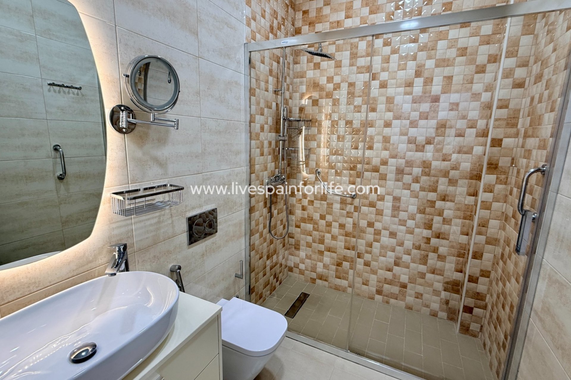  - 5. Finca / Country Property -
