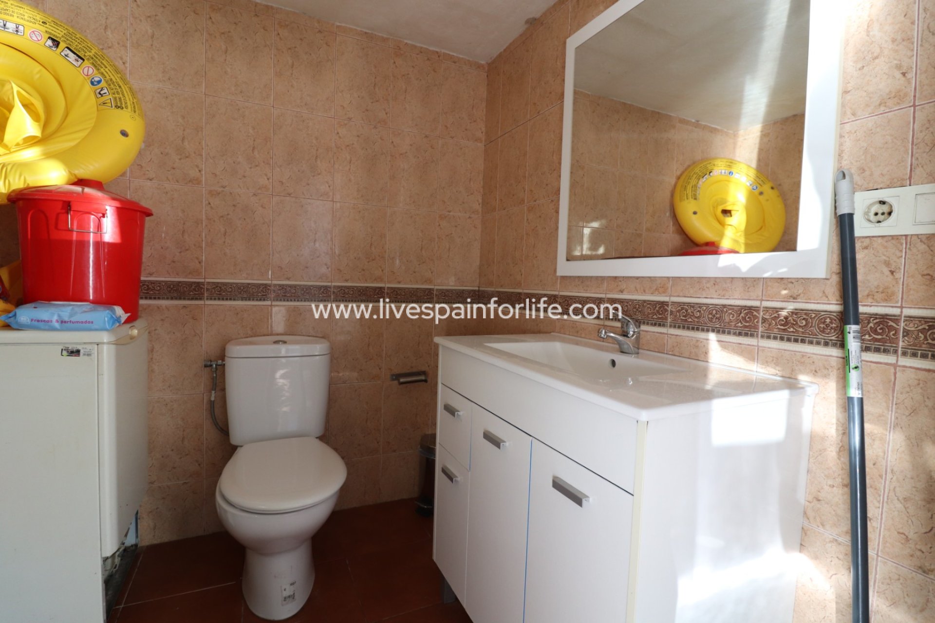  -  -
Almoradi - El Saladar