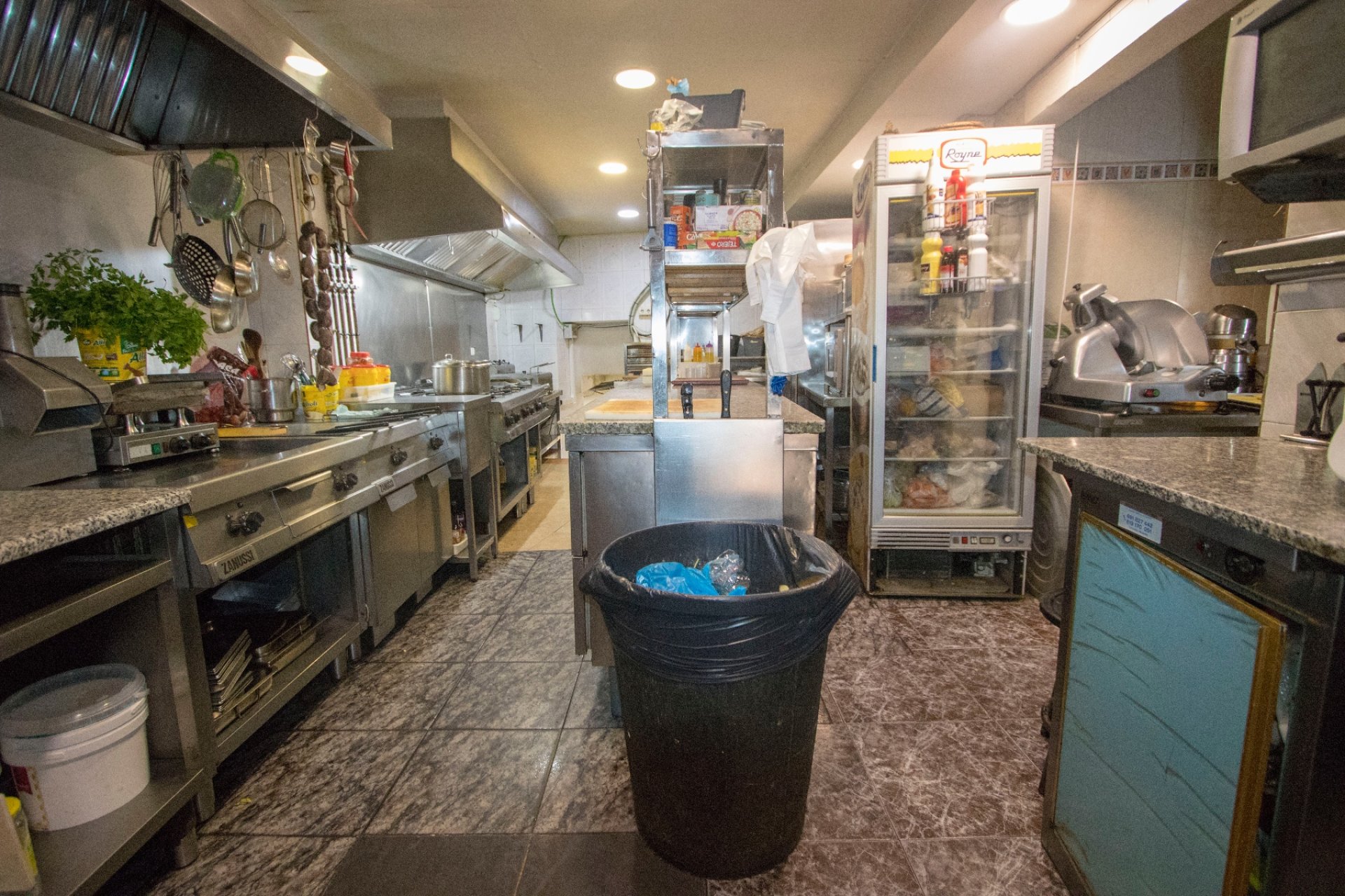 Alquiler larga estancia - Commercial -
Albatera