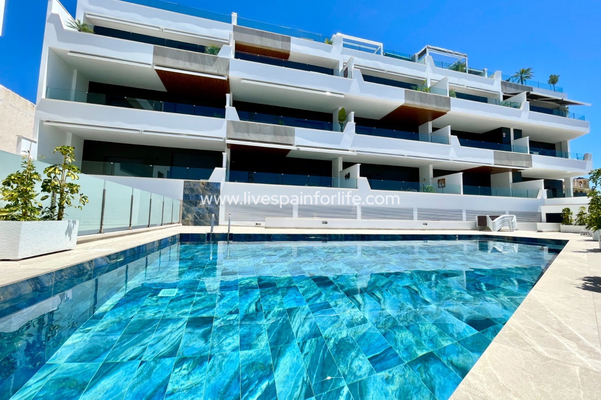  - Apartment - Flat -
