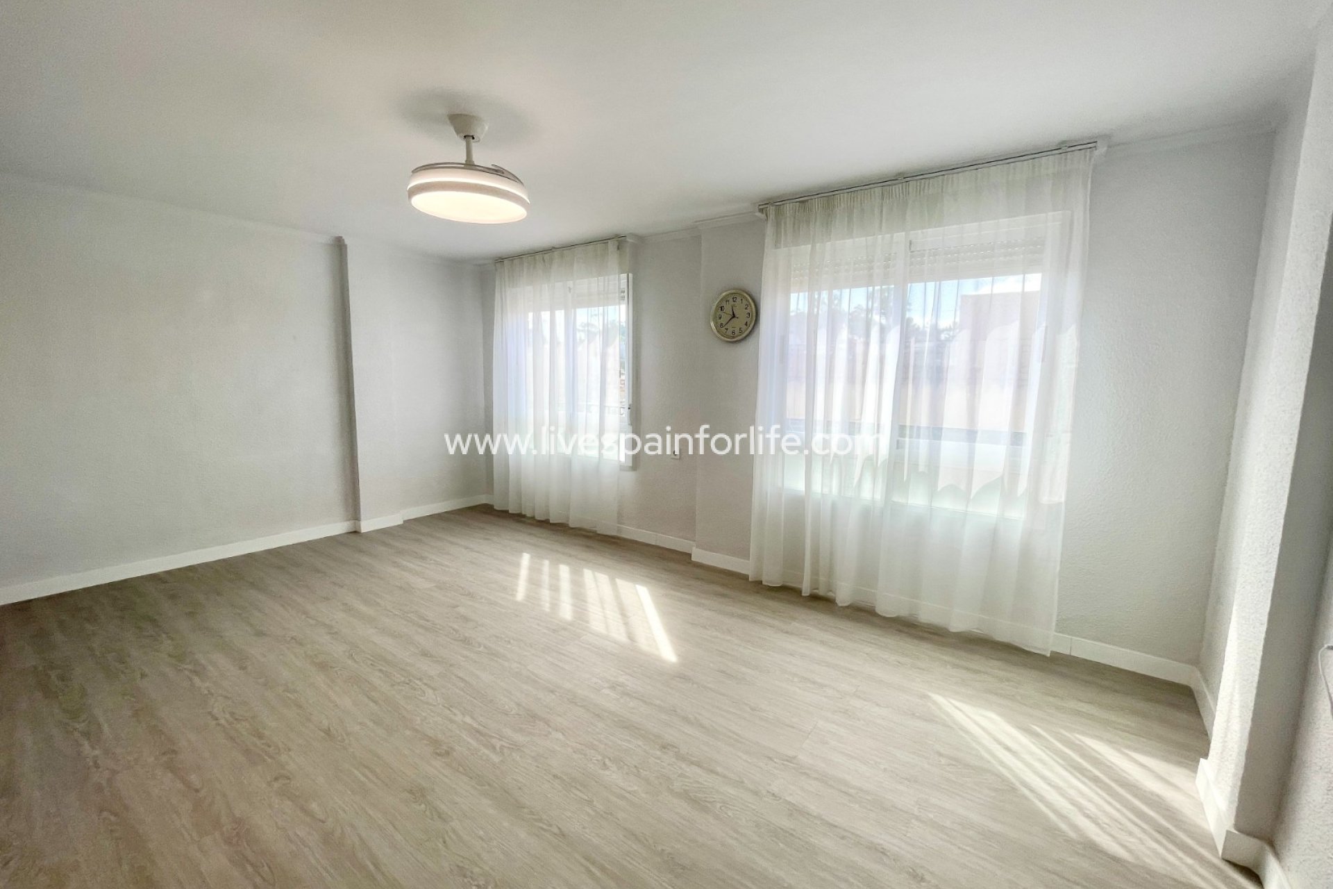  - Apartment - Flat -
