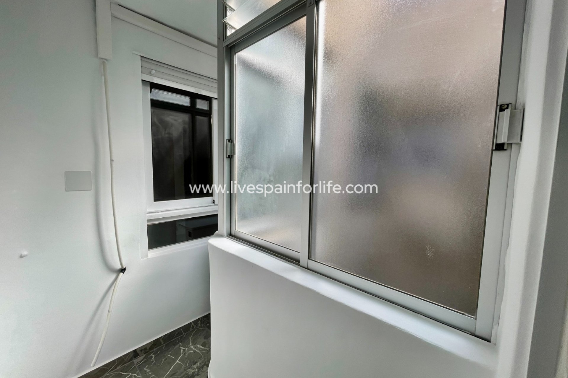  - Apartment - Flat -
