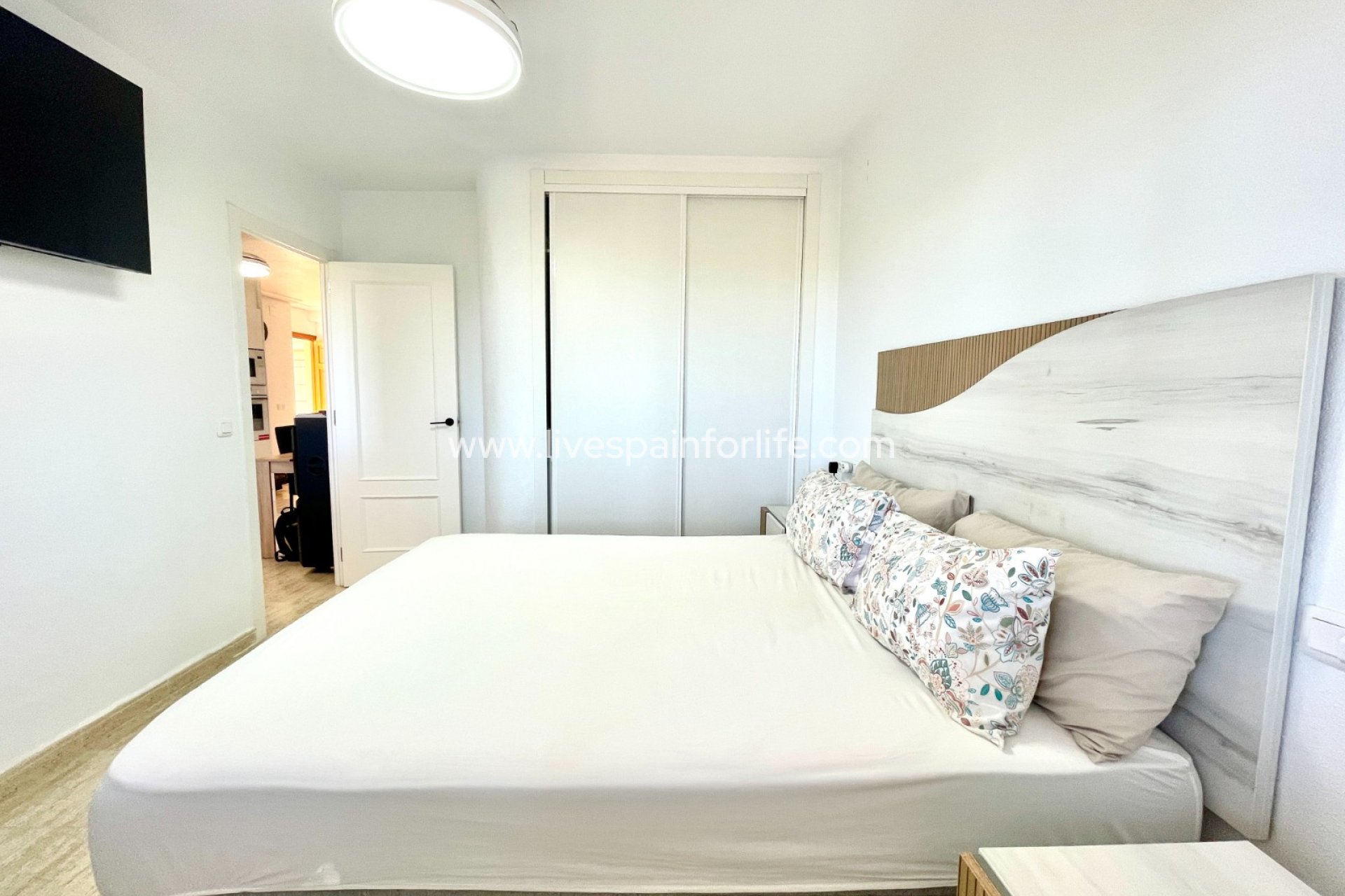  - Apartment - Flat -

