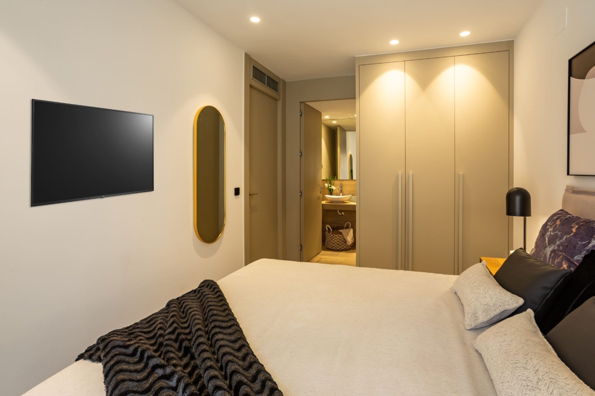  - Apartments -
 - La Finca Golf