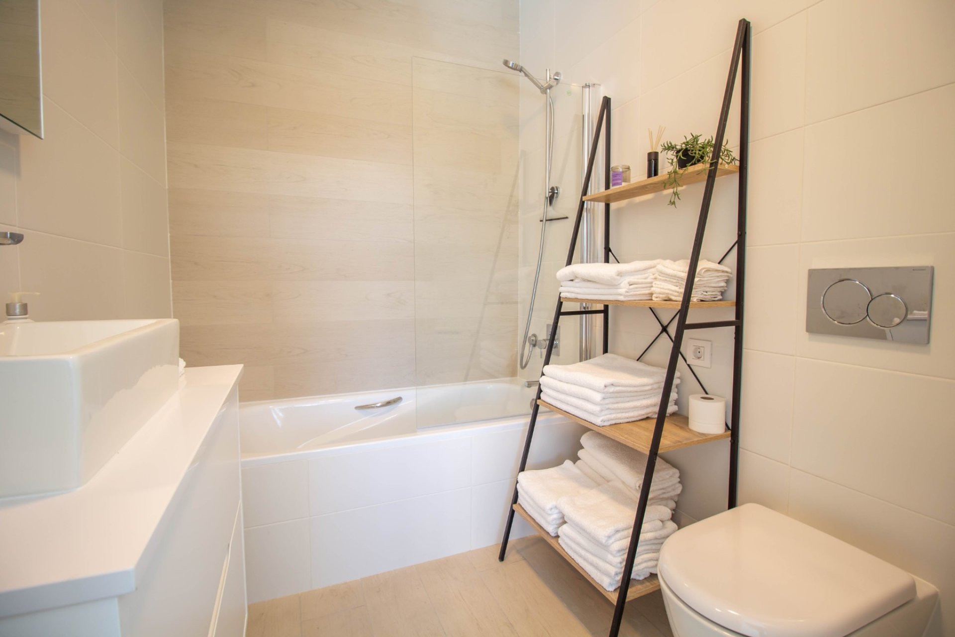  - Apartments -
Las Colinas Golf Resort - Las Colinas Golf