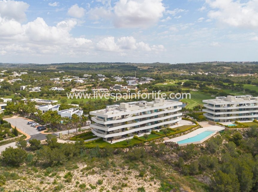  - Apartments -
Las Colinas Golf