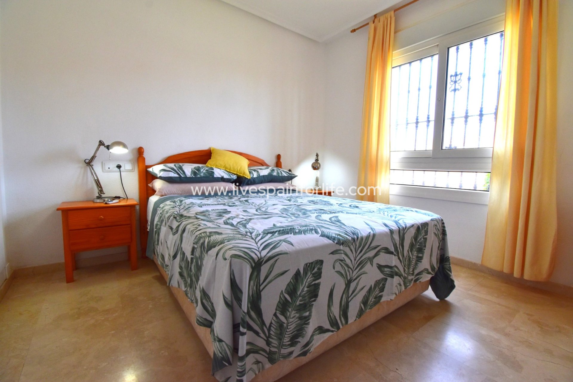  - Apartments -
Orihuela Costa - Playa Flamenca