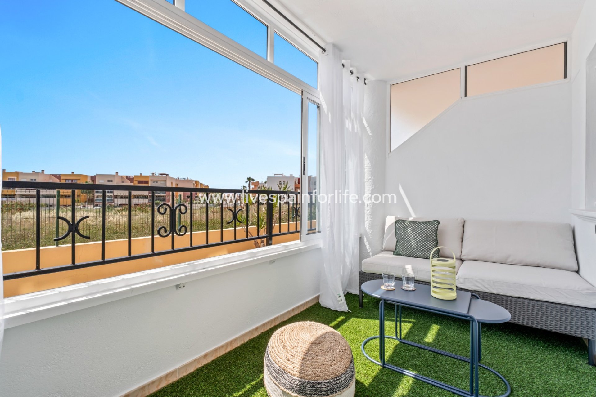  - Apartments -
Orihuela Costa - Playa Flamenca