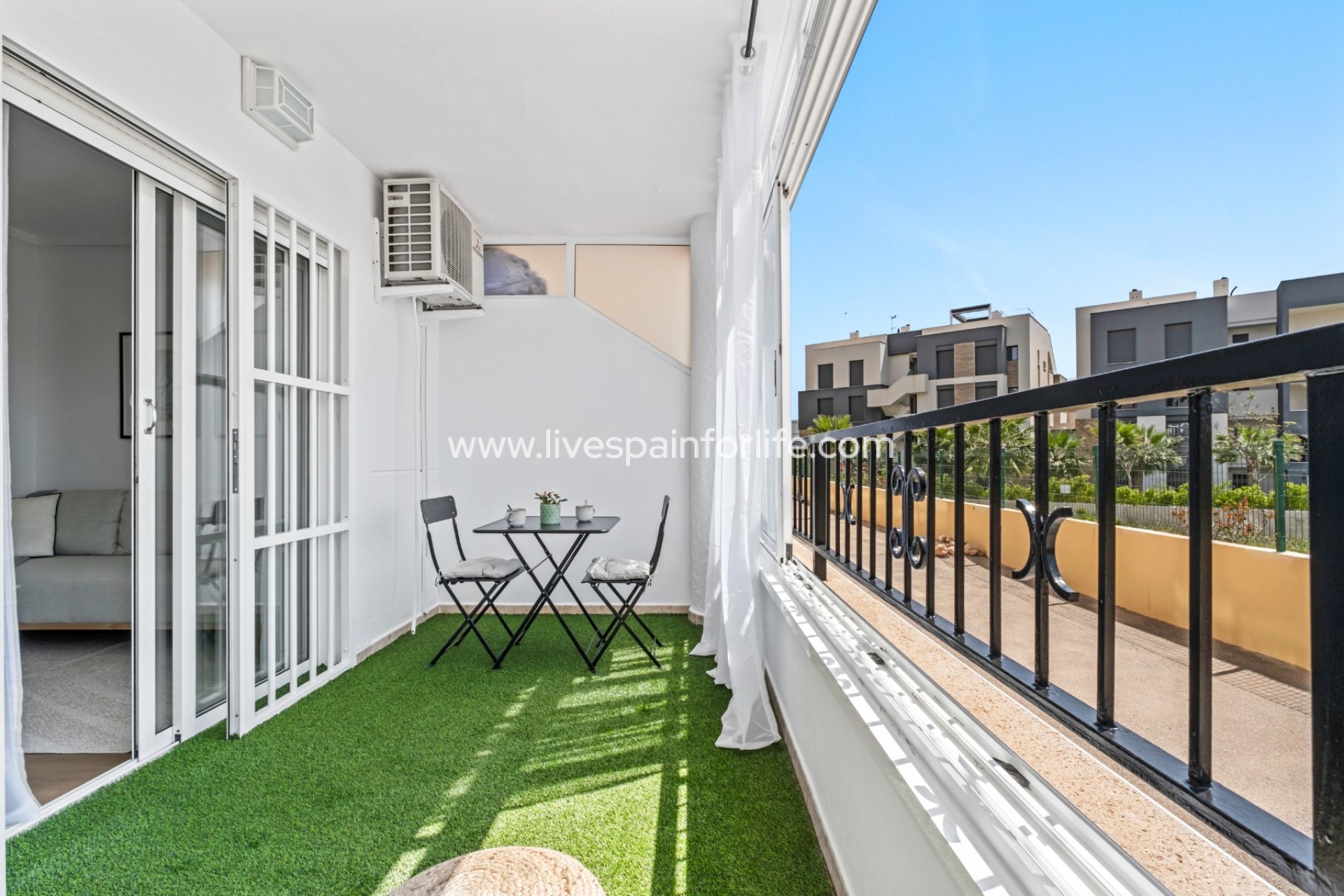  - Apartments -
Orihuela Costa - Playa Flamenca
