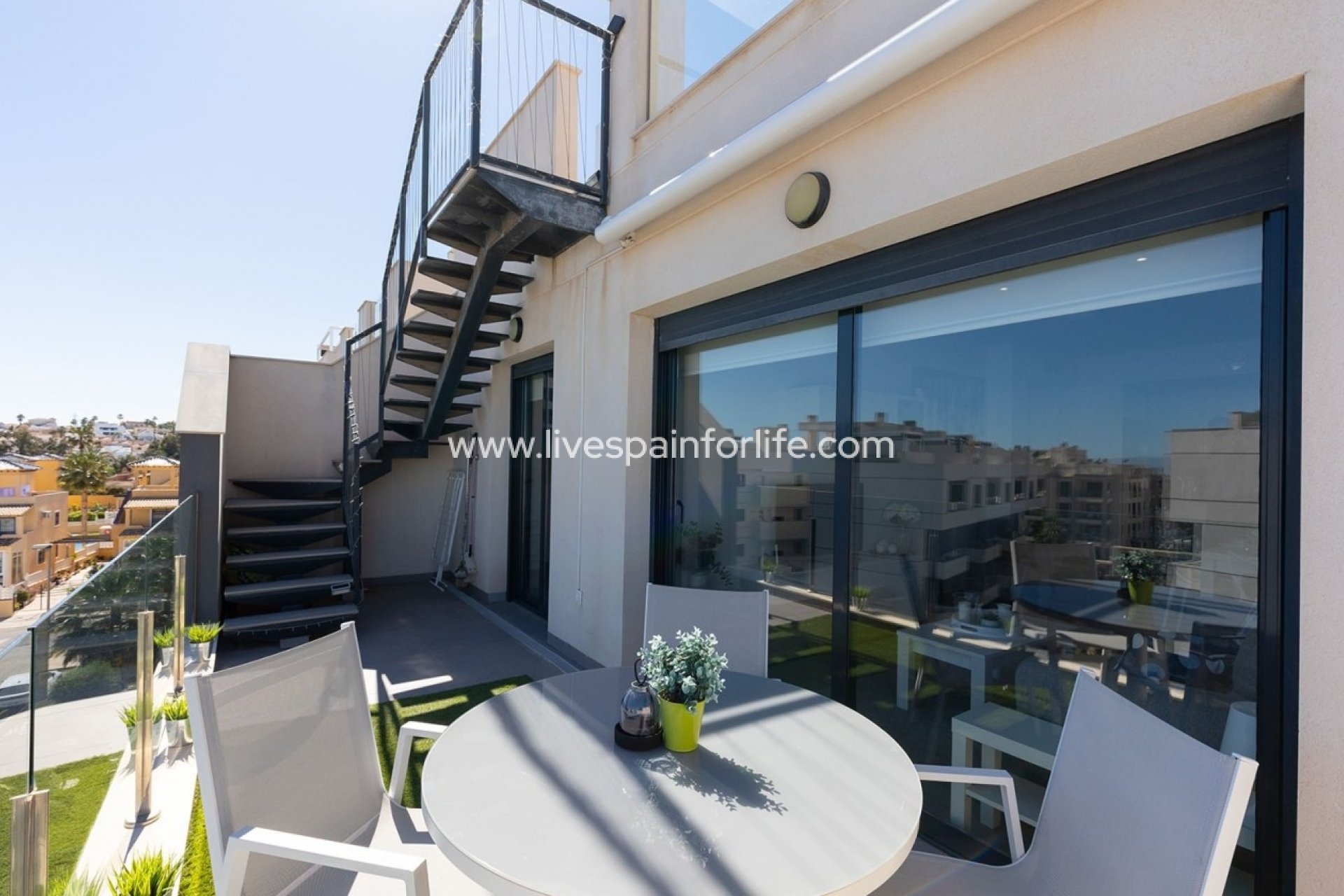  - Apartments -
 - Villamartín