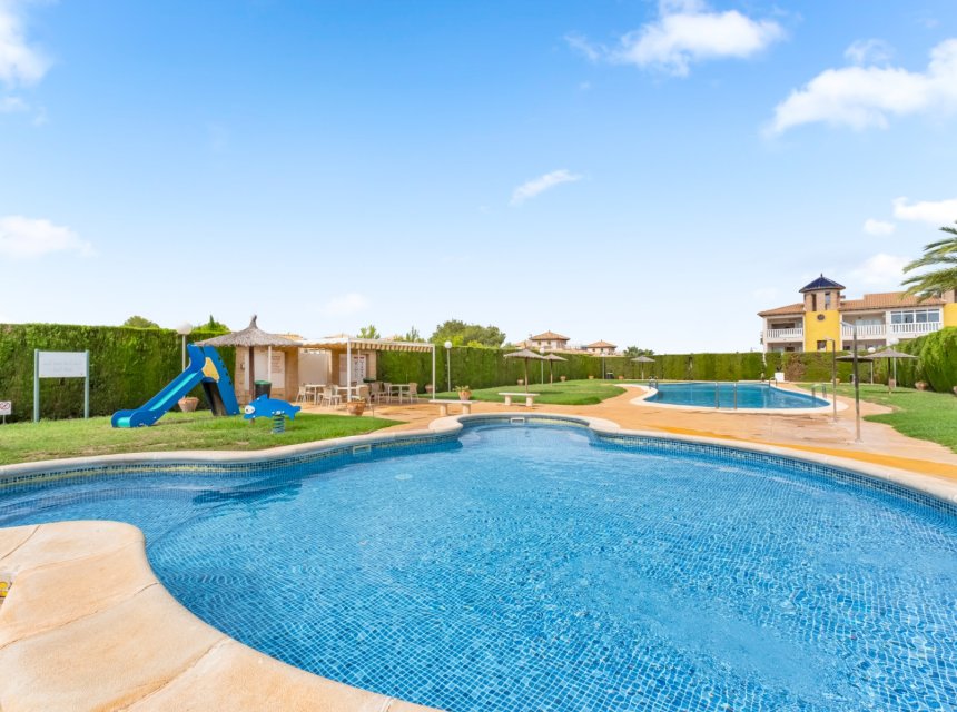  - Bungalow -
Orihuela Costa - Villamartin