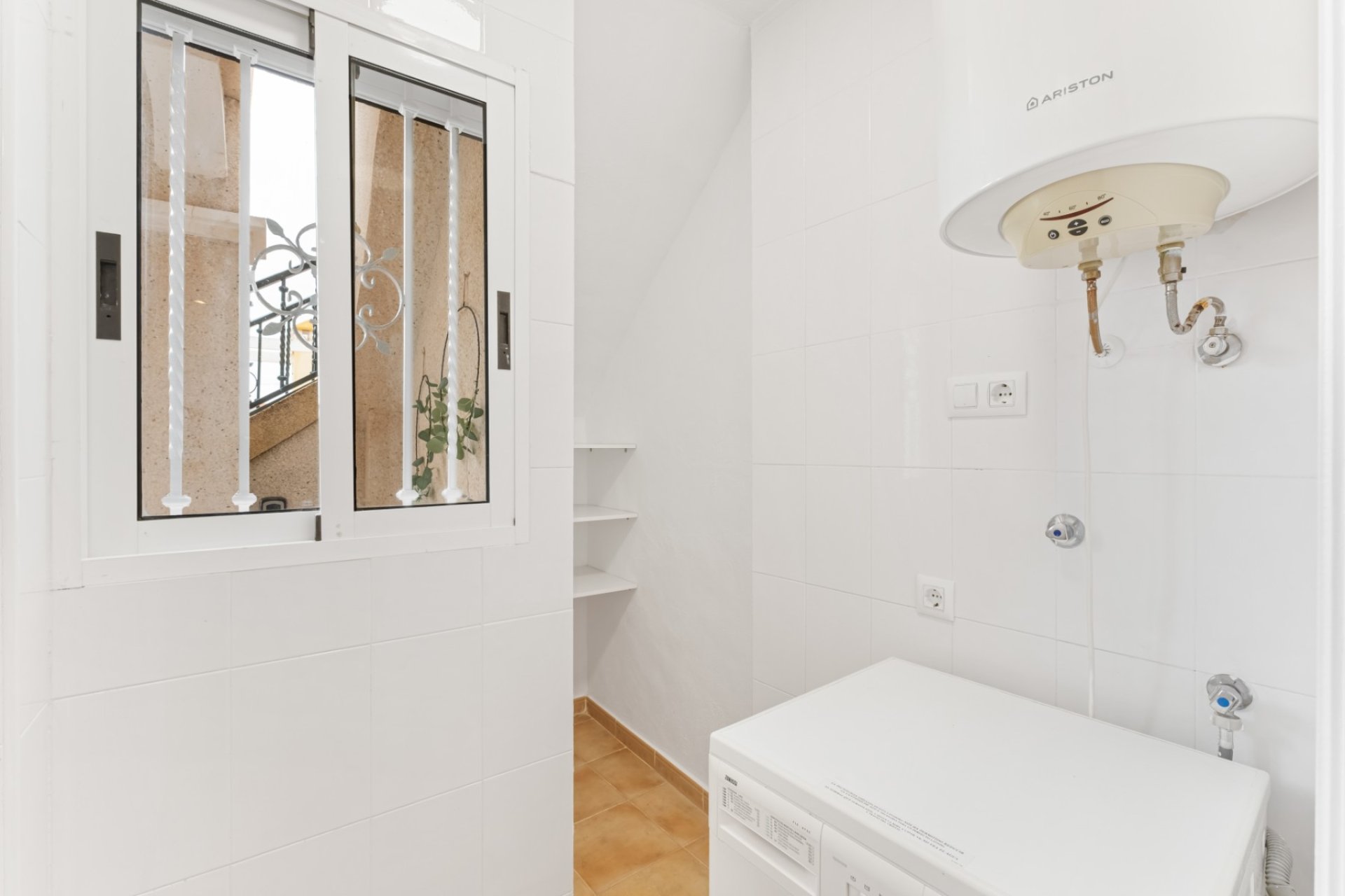  - Bungalow -
Orihuela Costa - Villamartin