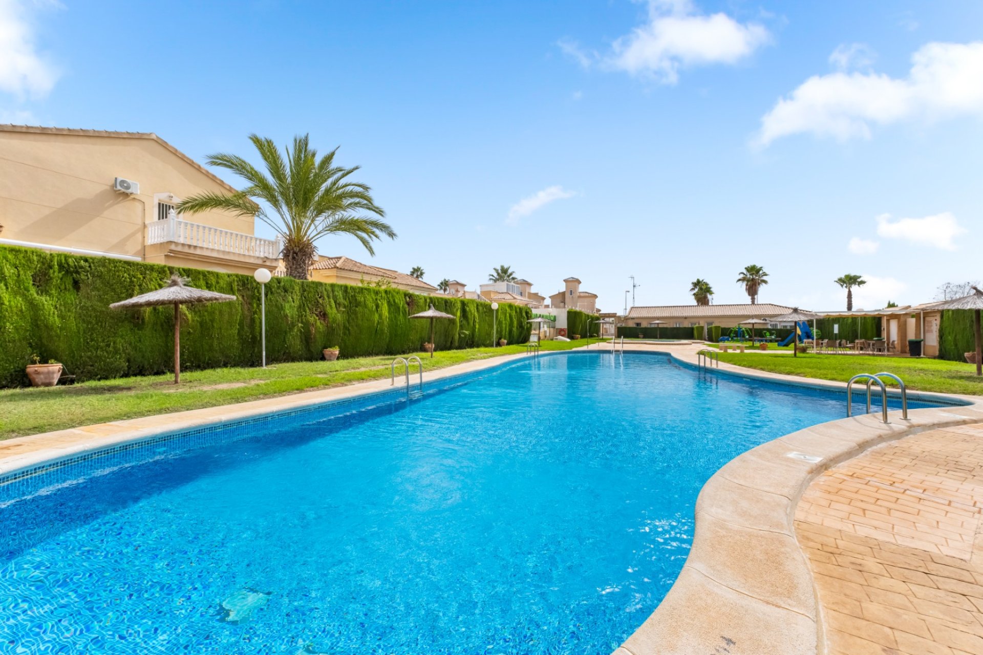  - Bungalow -
Orihuela Costa - Villamartin