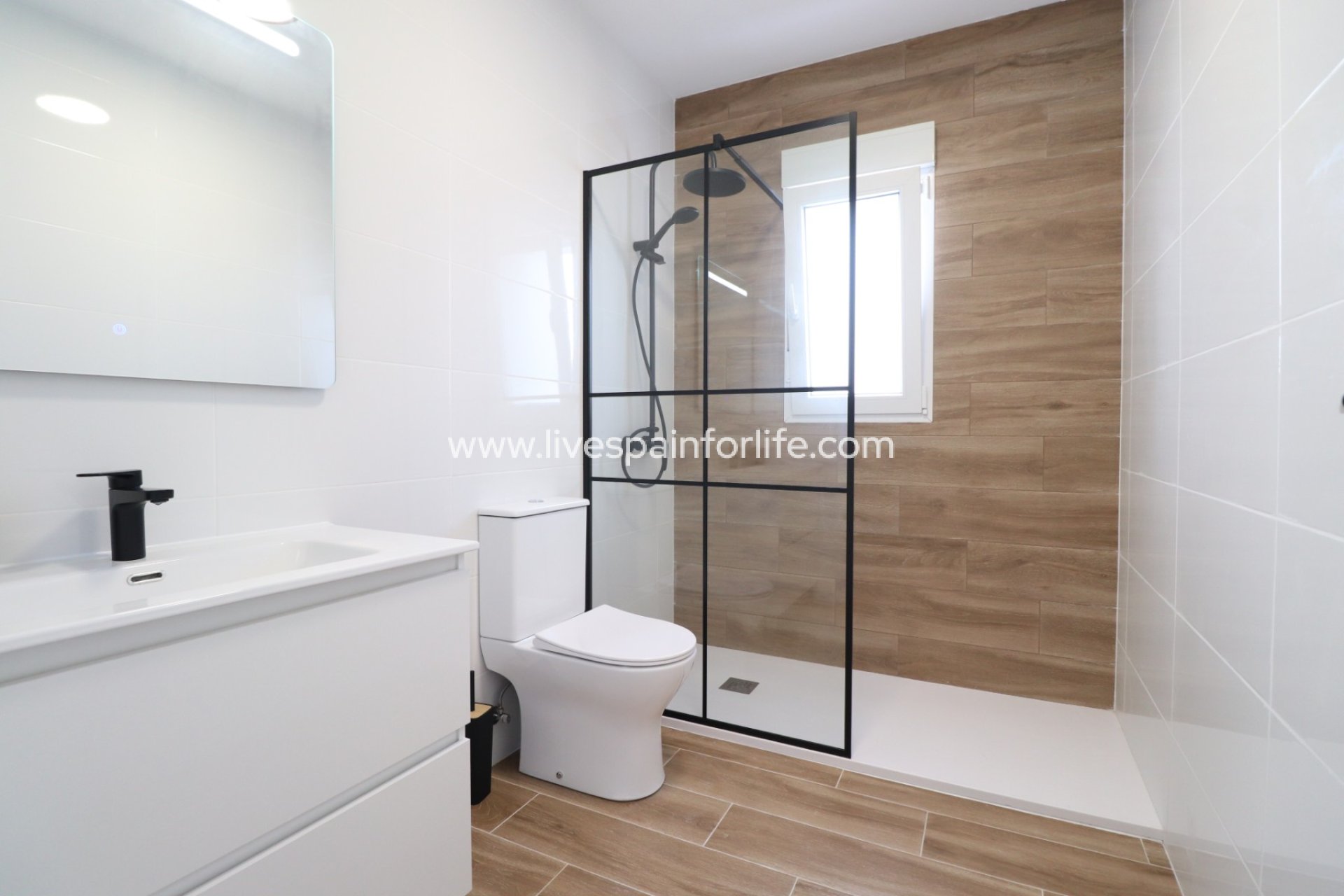  -  -
Ciudad Quesada - Altos de Quesada