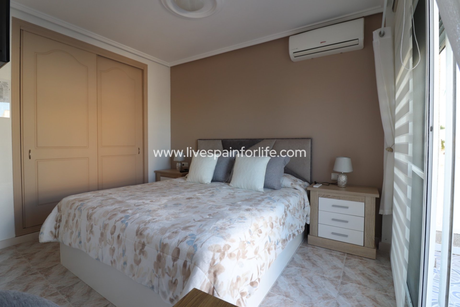  -  -
Ciudad Quesada - Ciudad Quesada - Town