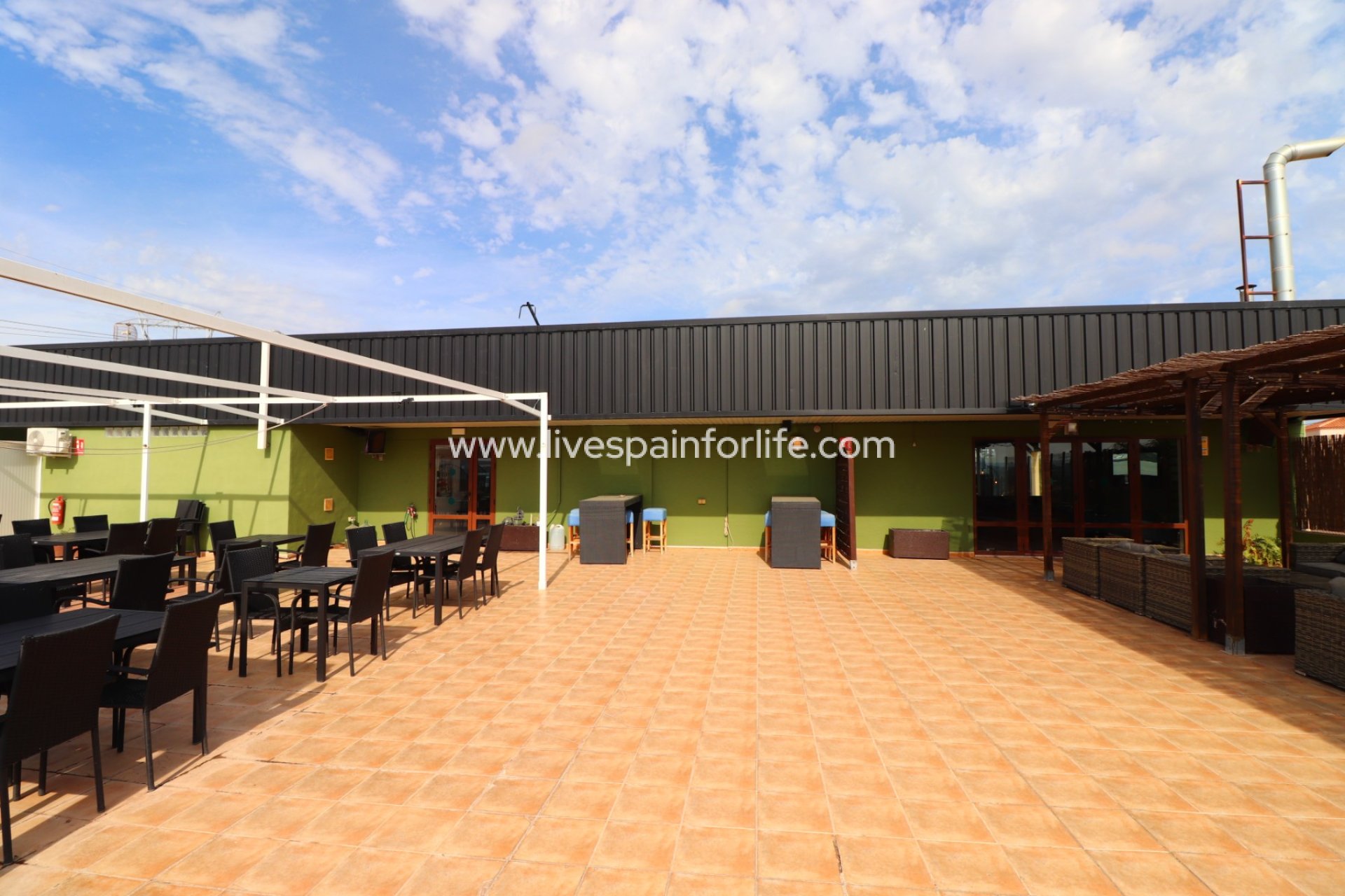  - Commercial (Leasehold) -
Ciudad Quesada - Ciudad Quesada - Town
