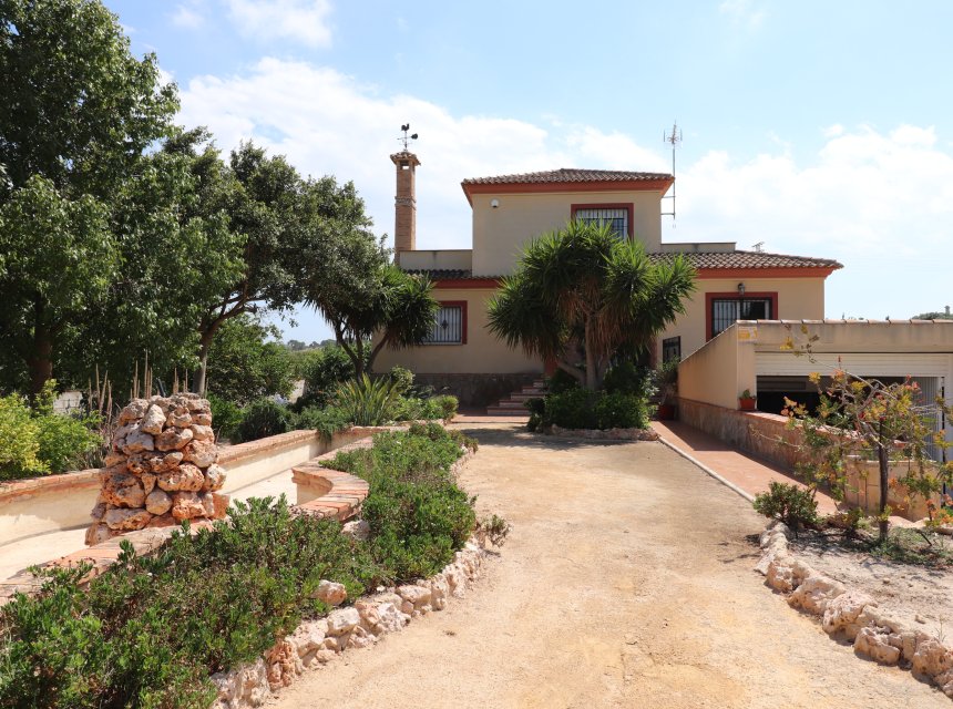  - Country house -
Algorfa