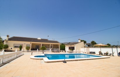 Country house - Weiterverkauf - Albatera -
                    Albatera