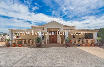 Country house - Weiterverkauf - Almoradi -
                    Heredades