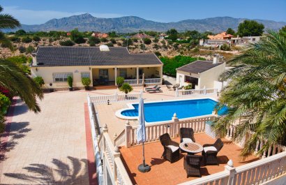 Country Property - Resale - Albatera -
                    Albatera