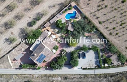 Country Property - Resale - Barbarroja - Barbarroja
