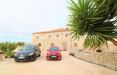 Country Property - Resale - Barinas -
                    Barinas