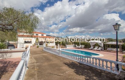 Country Property - Resale - Crevillent - Crevillent