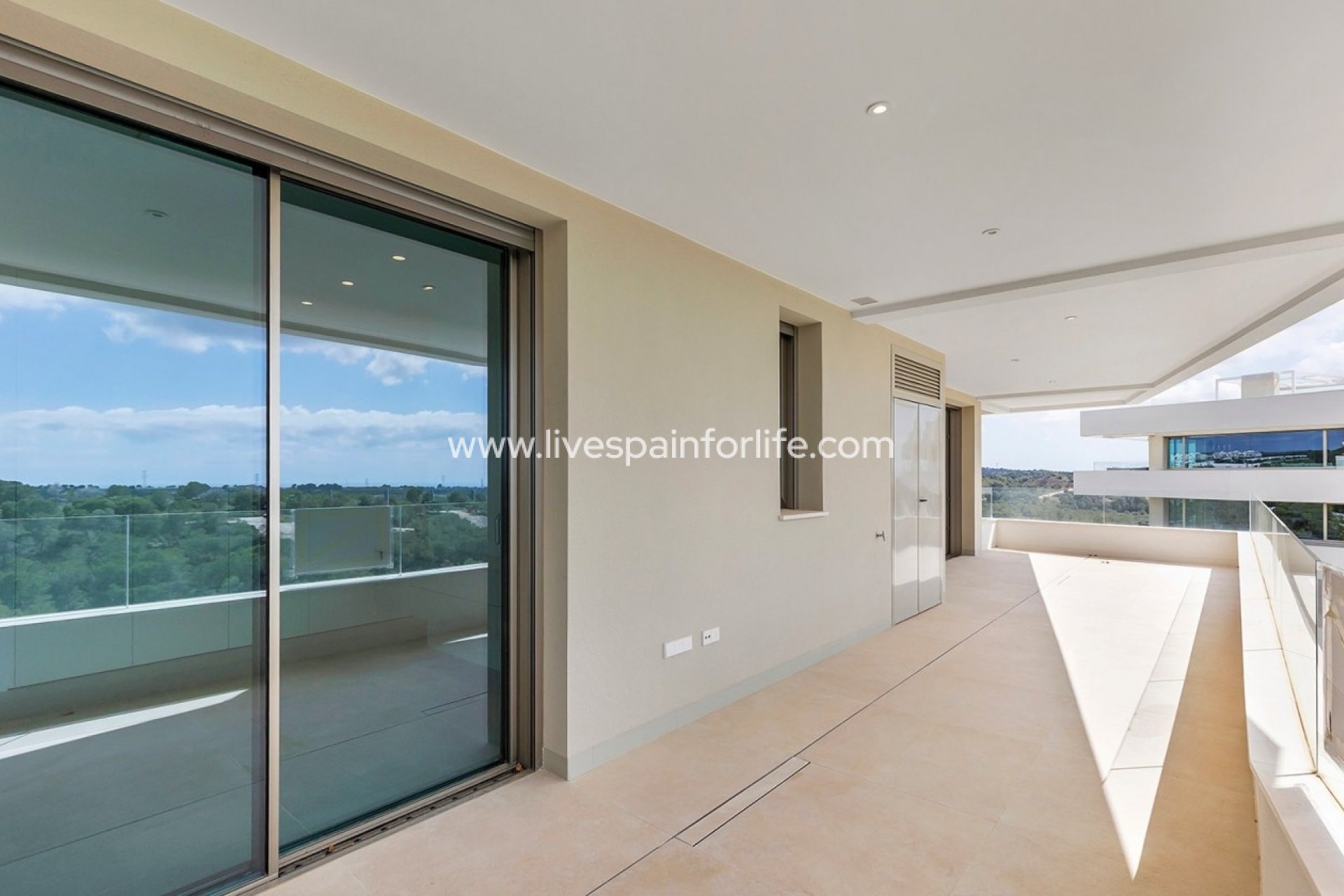 Herverkoop - Apartments -
Alicante