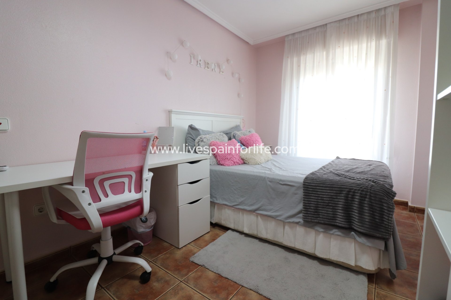 Herverkoop - Apartments -
Dolores - Dolores - Town