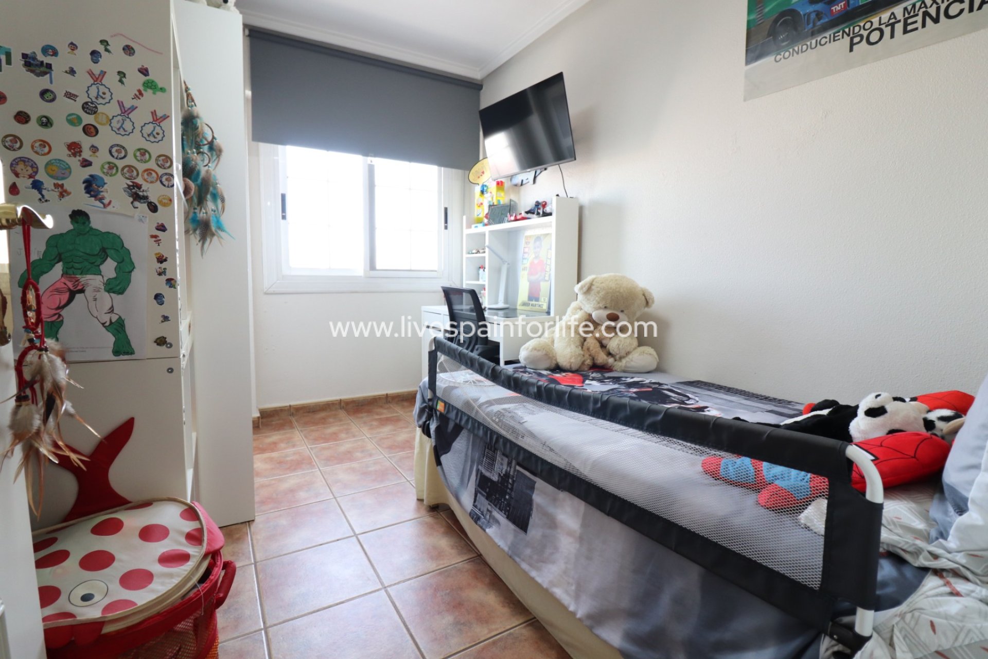 Herverkoop - Apartments -
Dolores - Dolores - Town