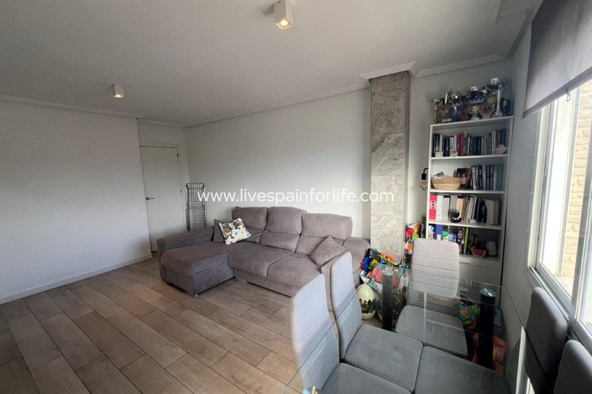 Herverkoop - Apartments -
Dolores