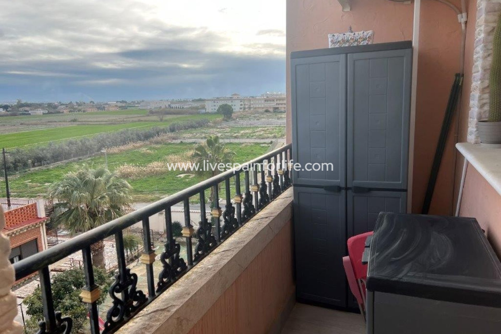 Herverkoop - Apartments -
Dolores