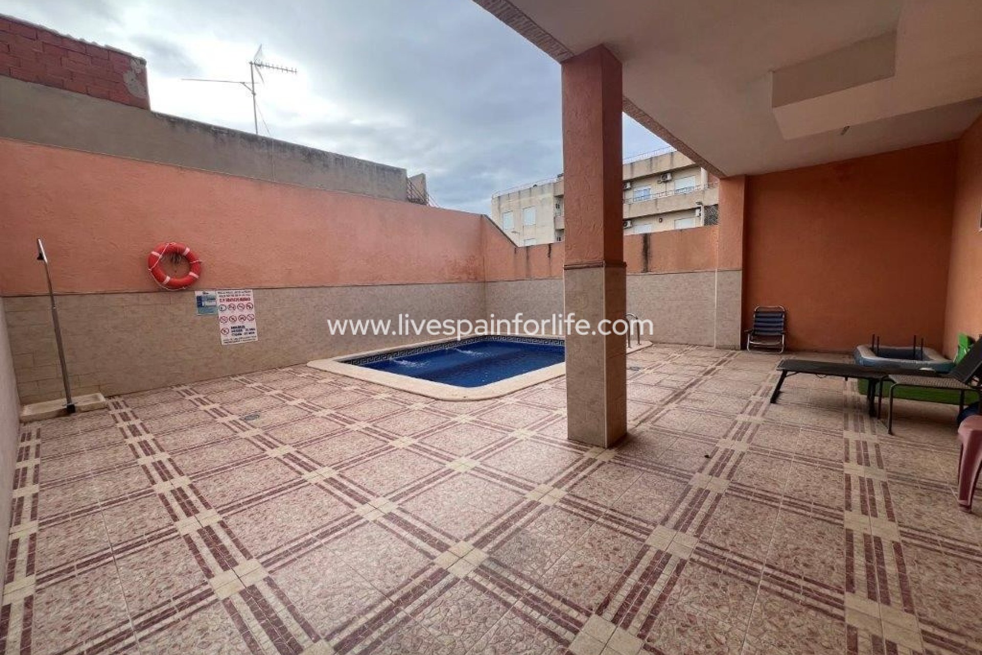 Herverkoop - Apartments -
Dolores