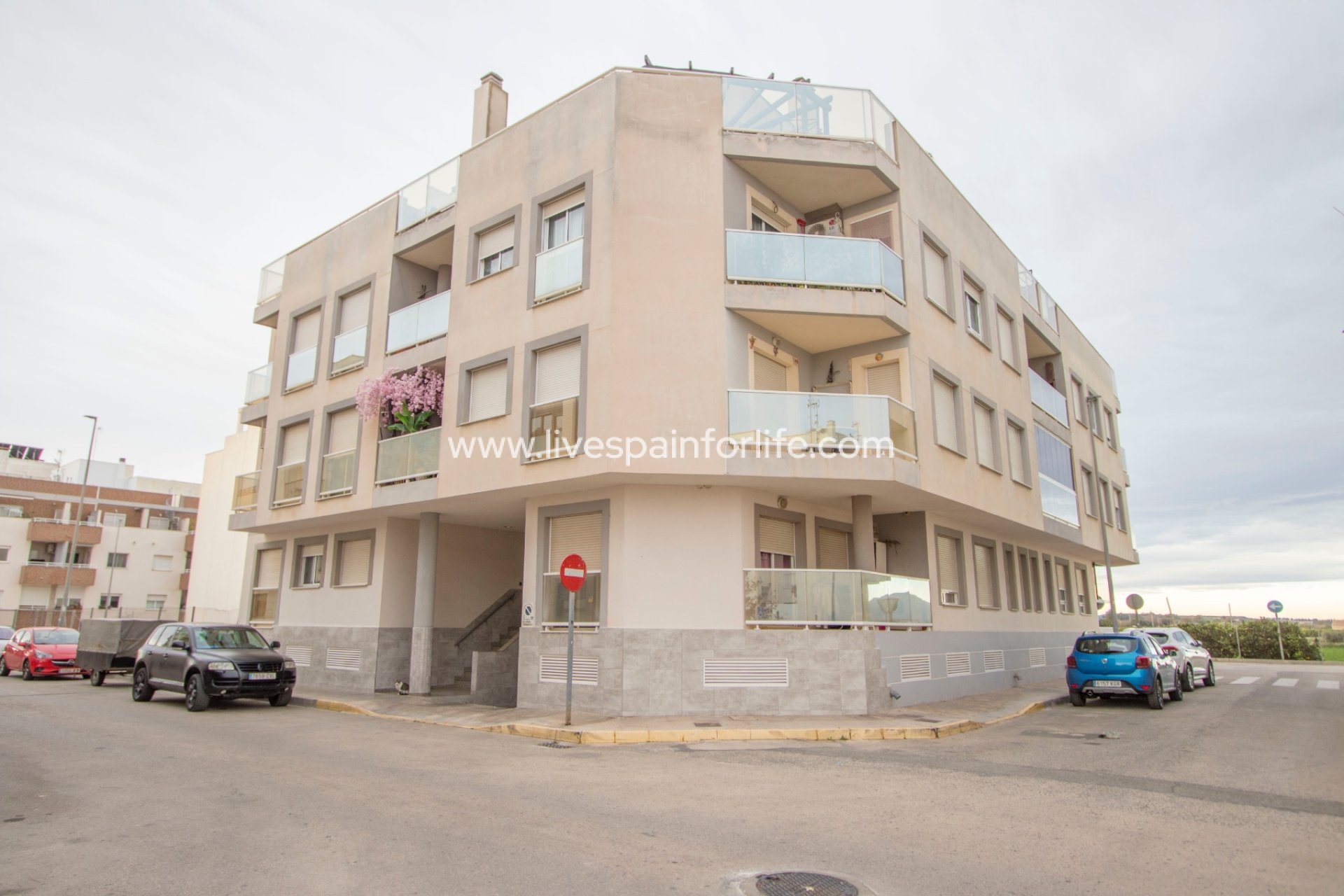 Herverkoop - Apartments -
Formentera Del Segura