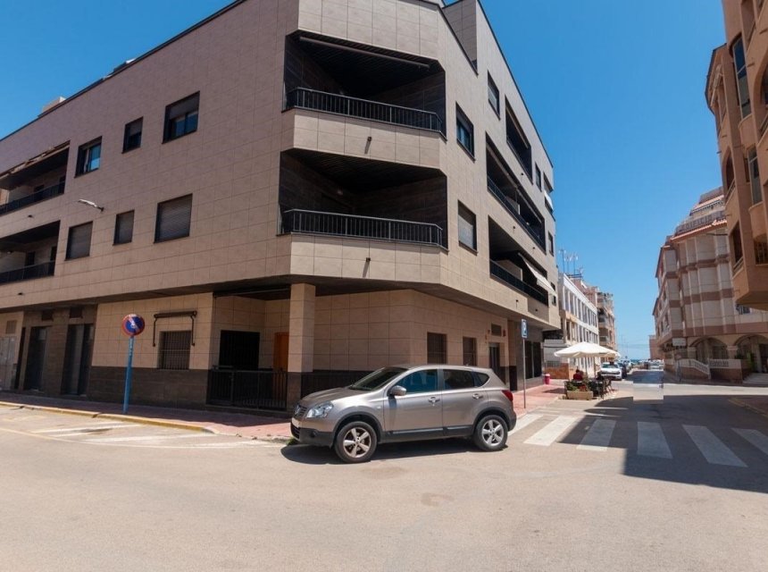 Herverkoop - Apartments -
La Mata - La Mata - Town