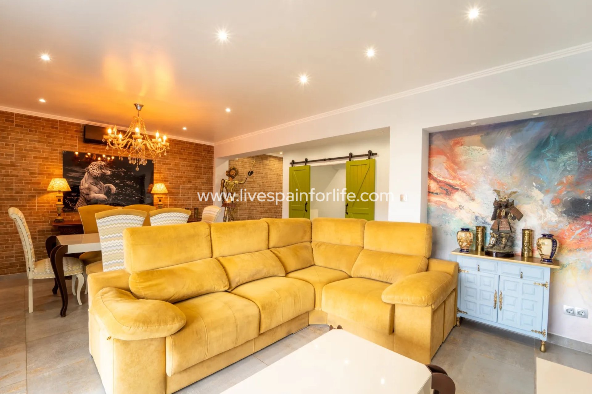 Herverkoop - Apartments -
Torrevieja - Playa Del Cura