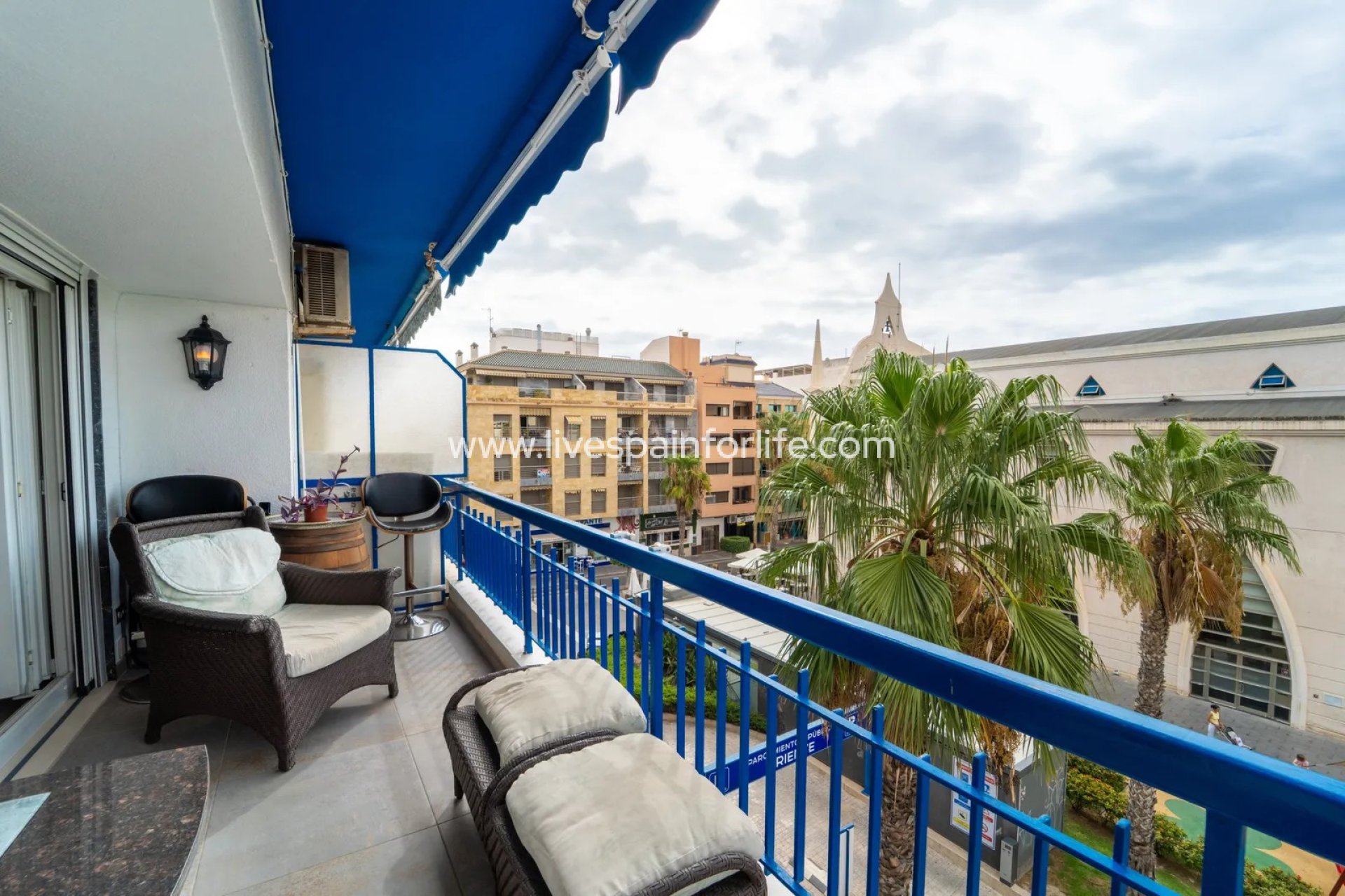 Herverkoop - Apartments -
Torrevieja - Playa Del Cura