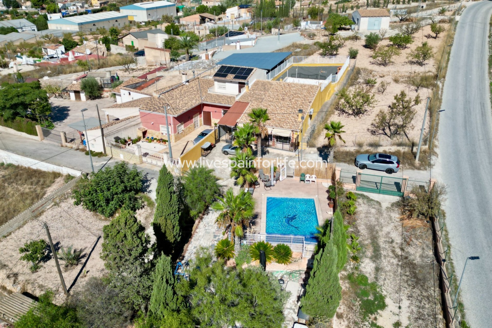 Herverkoop - Cave home -
Alguena