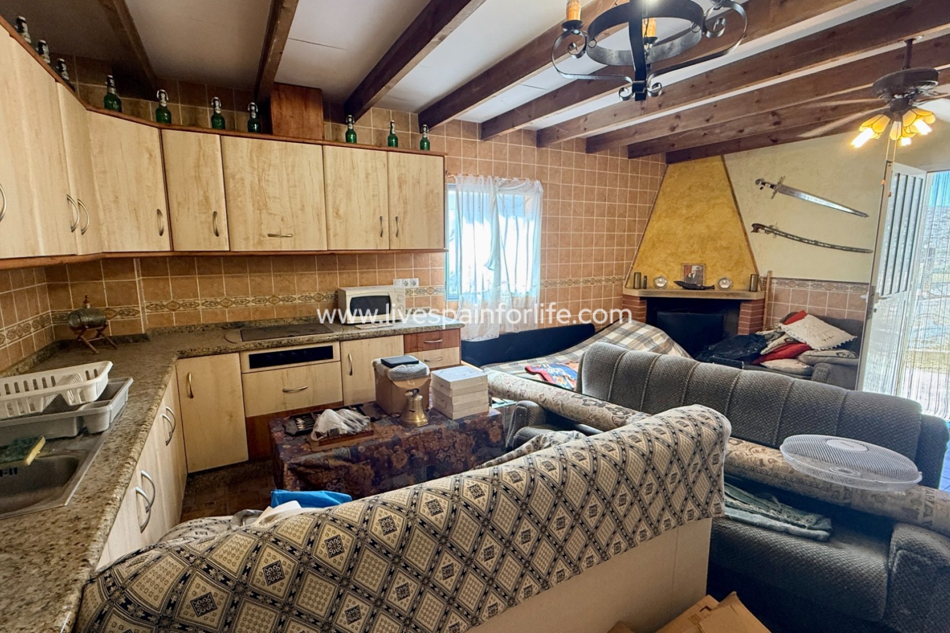 Herverkoop - Cave home -
Alguena