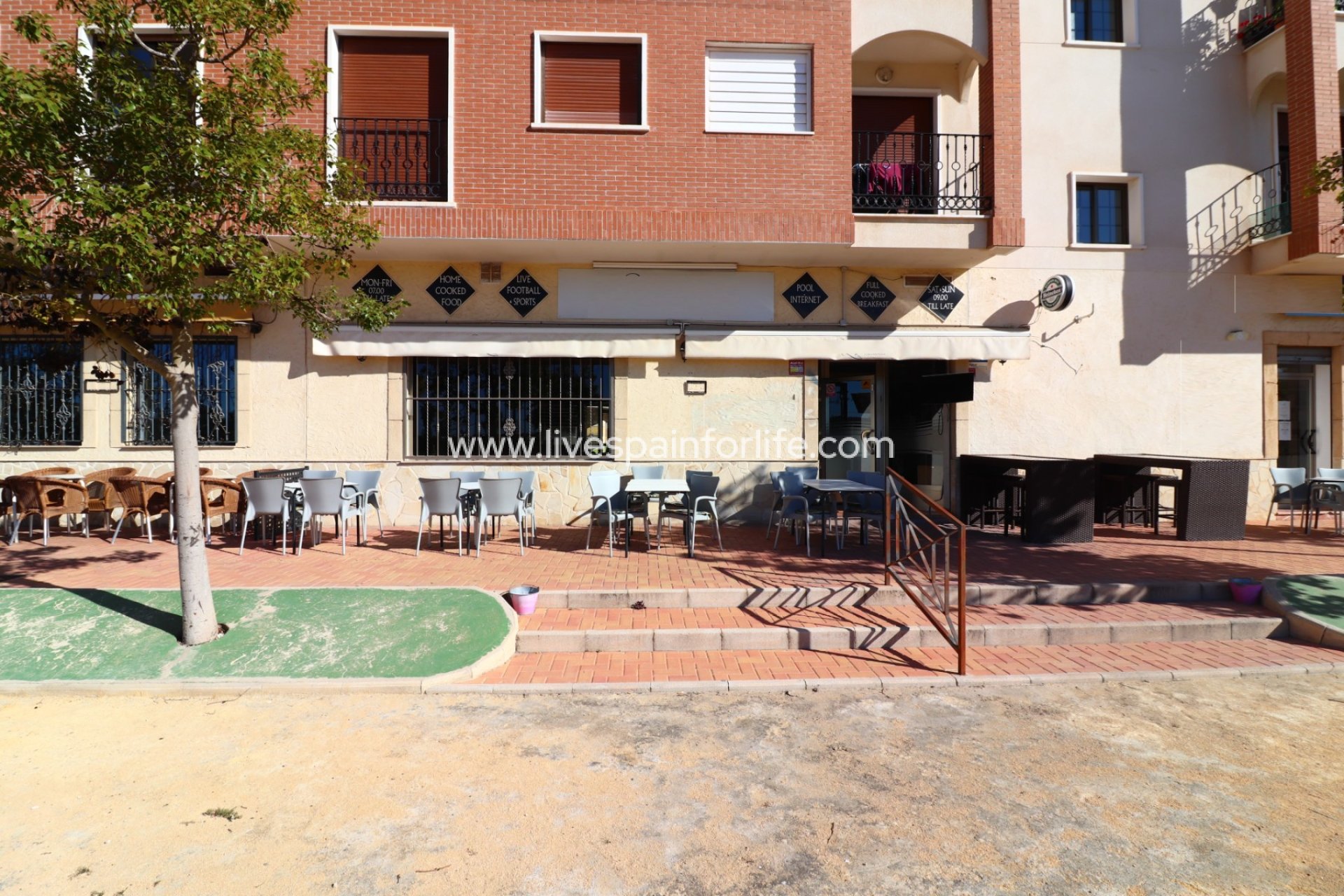 Herverkoop - Commercial (Leasehold) -
Formentera Del Segura - Formentera - Village