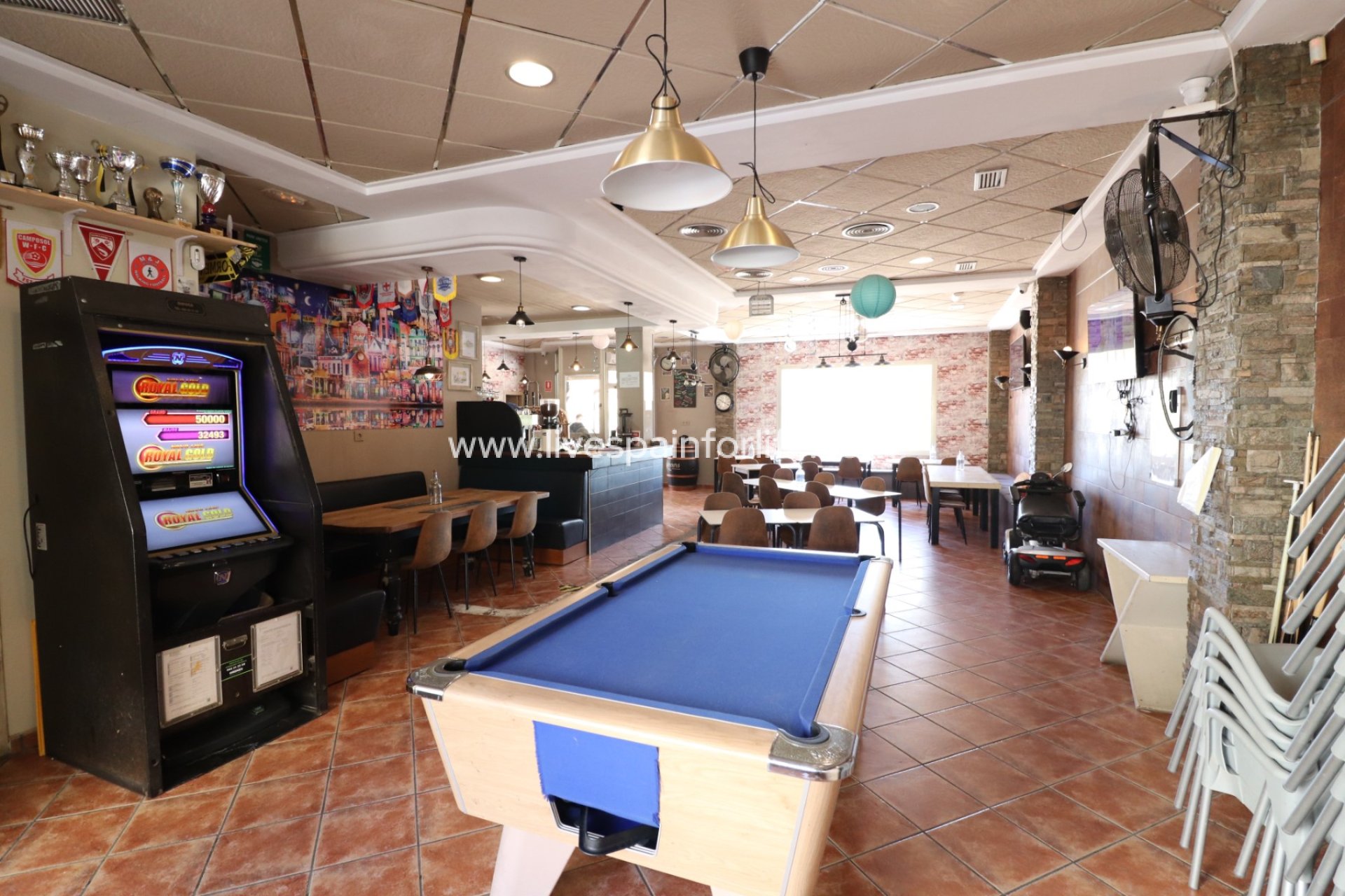 Herverkoop - Commercial (Leasehold) -
Formentera Del Segura - Formentera - Village