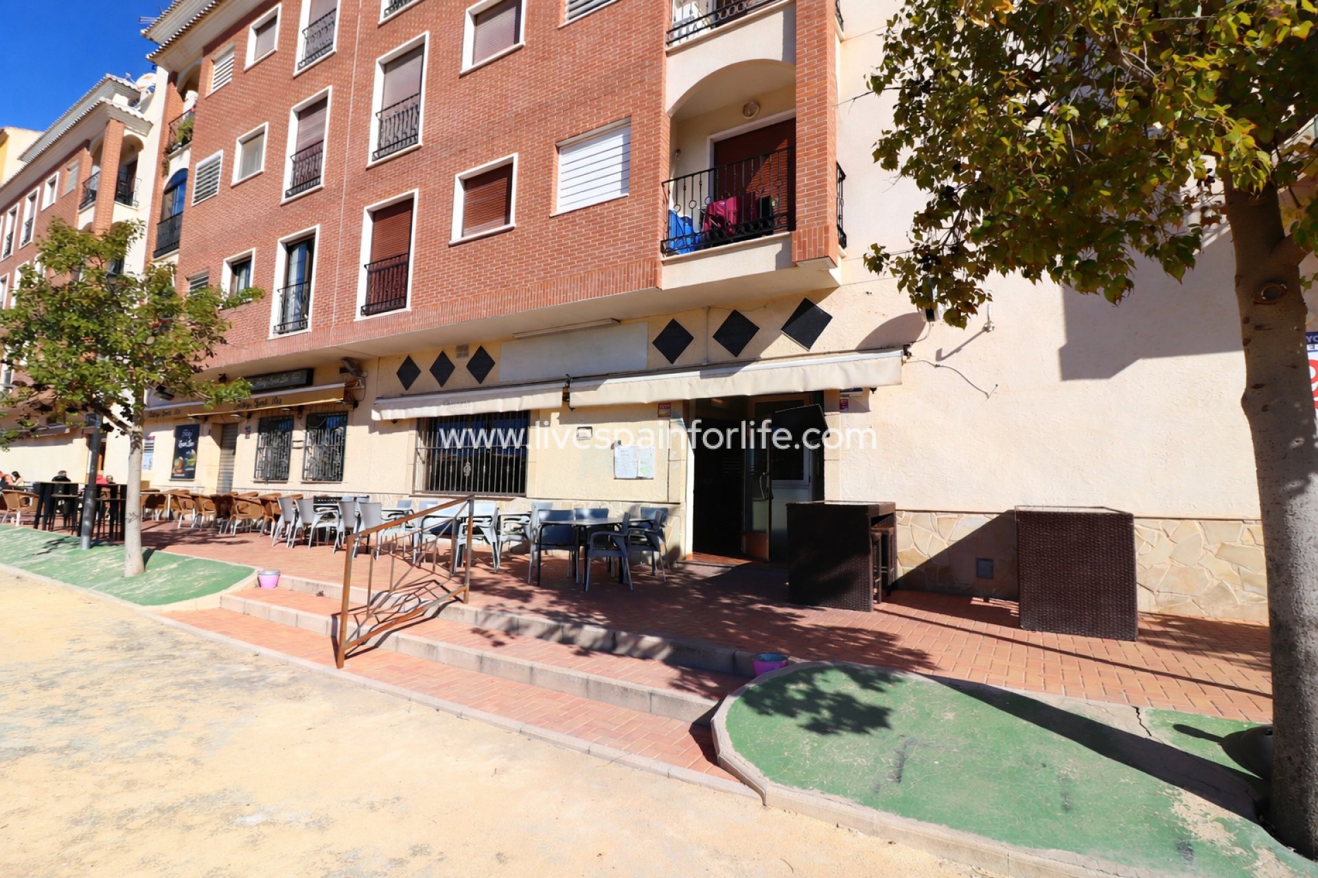 Herverkoop - Commercial (Leasehold) -
Formentera Del Segura - Formentera - Village