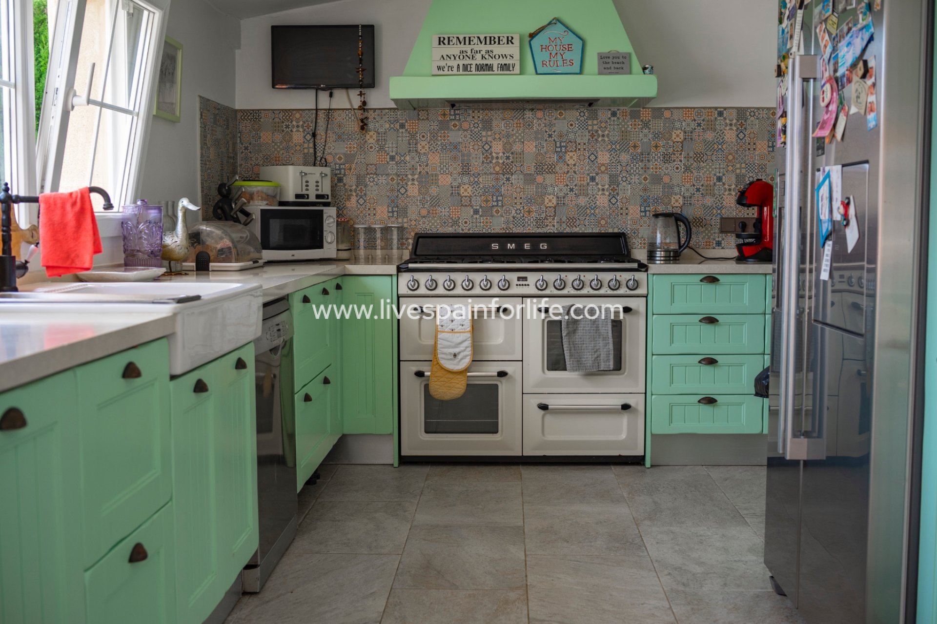 Herverkoop - Equestrian -
Almoradi - Heredades